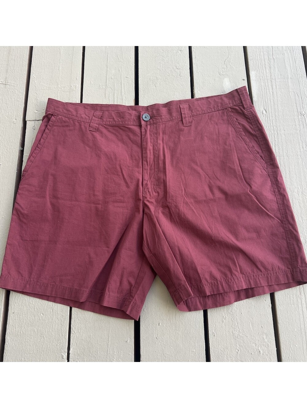 Columbia Men's Shorts Size 40W Burgundy Cotton Outdoor Hiking Casual Lightweight